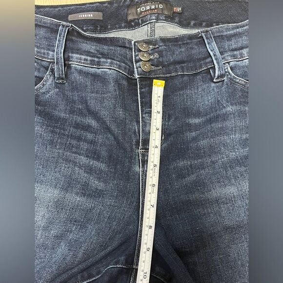 Torrid Premium Ultimate Stretch Jeggings Pants Size 22 high waist - Picture 6 of 12